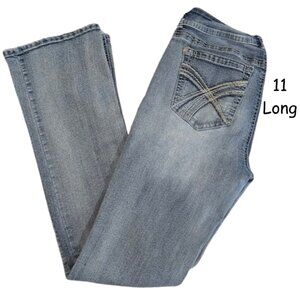 👖 Luscious Curvy Light-Wash Jeans – Size 11 Long